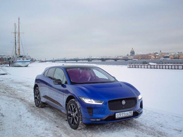 Первый Jaguar I-Pace в Петербурге. Как миллионер ездит на электричестве