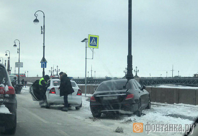 ДТП на Ленинском проспекте сегодня СПБ.